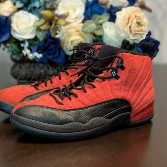 S6 JORDAN 12 Retro Reverse Flu Game Sneakers - Picture 1 of 9